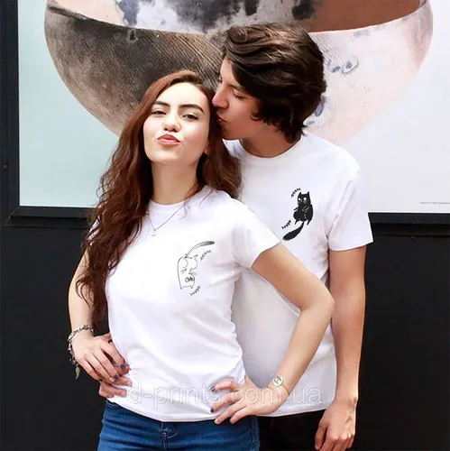 Парные Фото женщина целует мужчину в щеку
