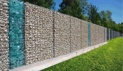 Заборы Фото каменная стена с забором