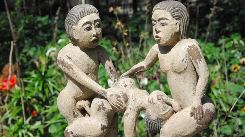 Анри Матисс, Камасутра Фото статуя человека и ребенка