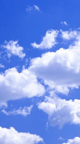 Голубые Обои на телефон голубое небо с белыми облаками