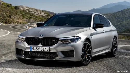 Bmw M5 F90 Обои на телефон белый автомобиль на дороге