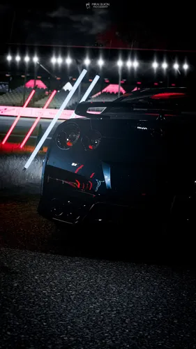 С Машинами Обои на телефон черный спортивный автомобиль с красно-белой полосой сбоку