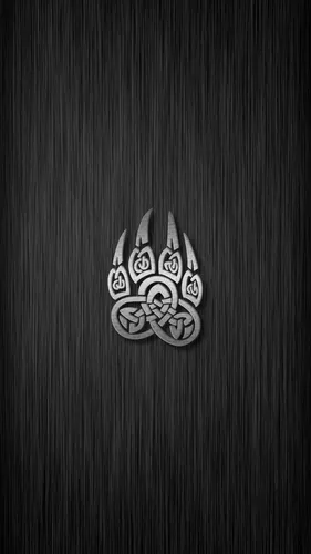 Славянские Обои на телефон черно-белая фотография логотипа на деревянной поверхности