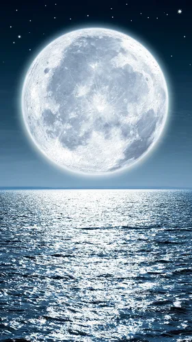 Луна Обои на телефон полная луна над океаном