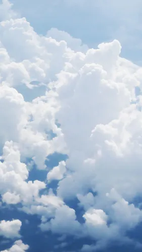 Атмосферные Обои на телефон голубое небо с белыми облаками